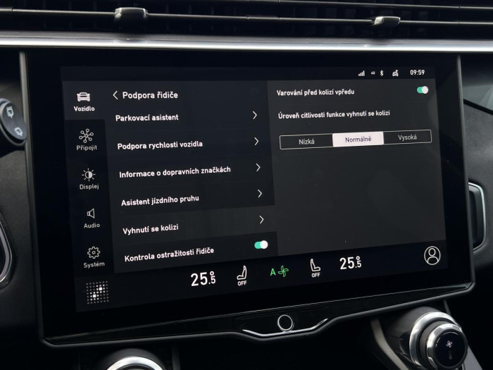 Lynk & Co 01 PHEV DCT Aut 1.maj.