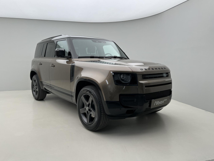 Land Rover Defender 110 D250 X-DYNAMIC SE AWD Aut 3.0 d Dynamic SE