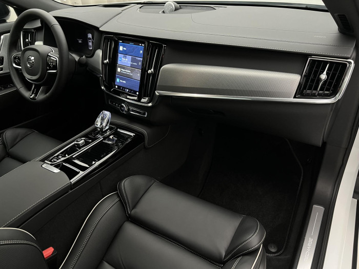 Volvo S90 T8 AWD RECHARGE ULTIMATE DARK