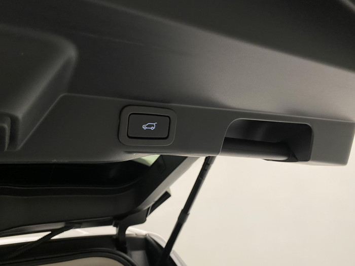 Land Rover Range Rover Sport 3.0 TDV6 AWD SE AUT CZ 1.maj 3.0 SE