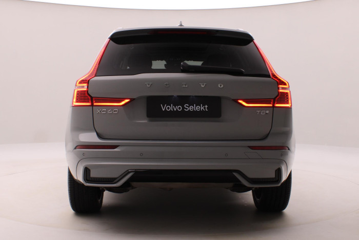 Volvo XC60 T8 AWD PLUG-IN DARK ULTRA CZ