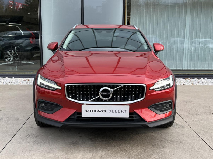 Volvo V60 CROSS COUNTRY B4 AWD Aut 1.maj