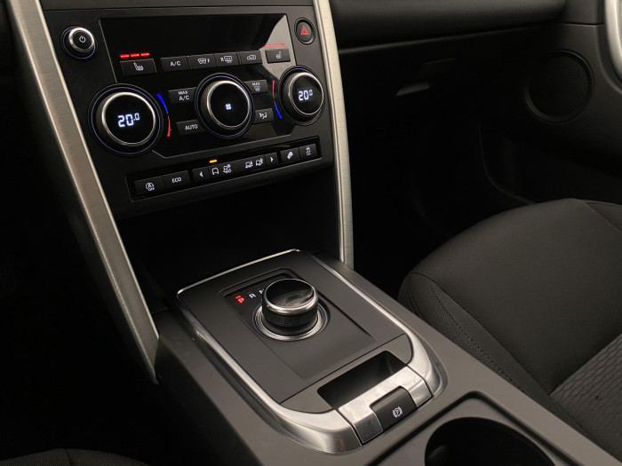 Land Rover Discovery Sport 2.0 TD4 AWD PURE REZERVACE 2.0 TD