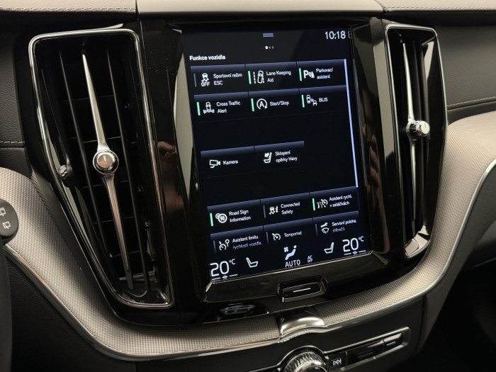 Volvo XC60 B4 AWD INSCRIPTION AUT