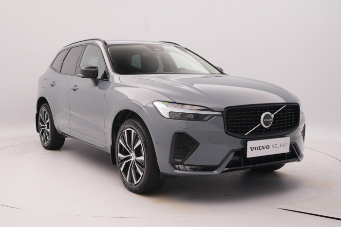 Volvo XC60 B4 AWD PLUS DARK AUT 1.maj