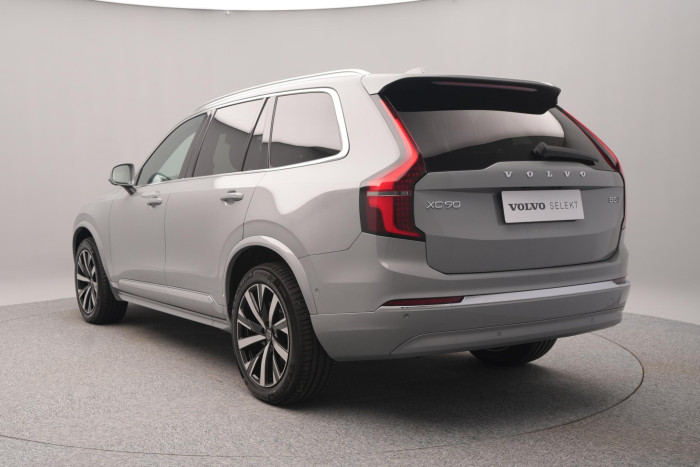 Volvo XC90 B5 AWD CORE AUT CZ 1.maj
