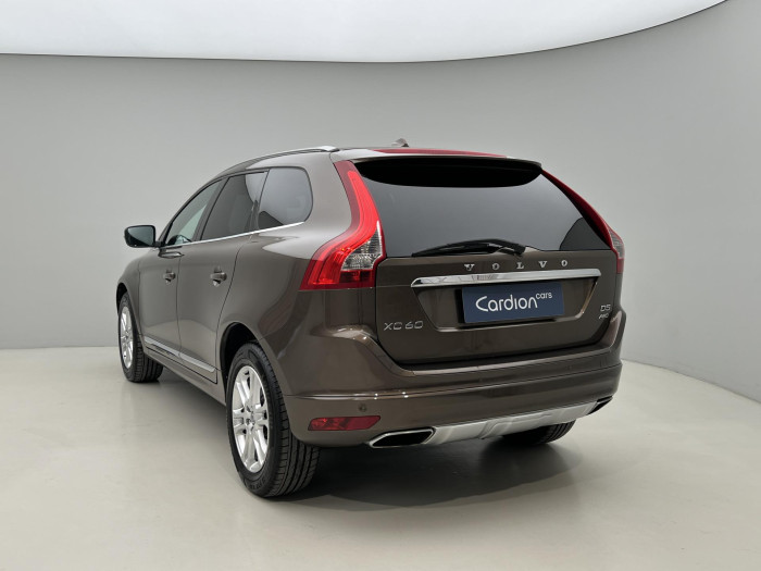 Volvo XC60 D5 AWD SUMMUM AUT CZ 2.4 d Summum