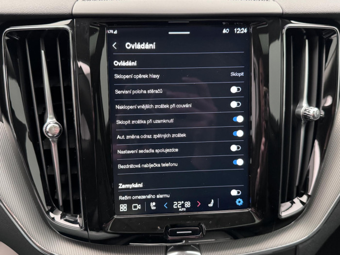 Volvo XC60 T6 AWD RECHARGE PLUS DARK AUT