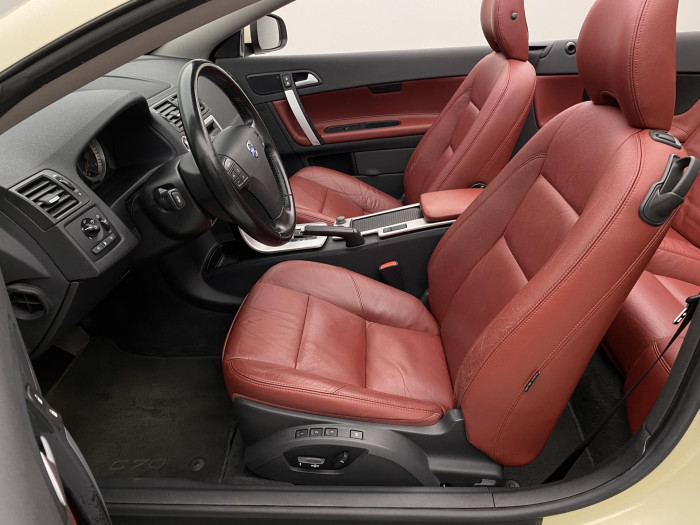 Volvo C70 D3 SUMMUM AUT CZ 2.0 d Summum