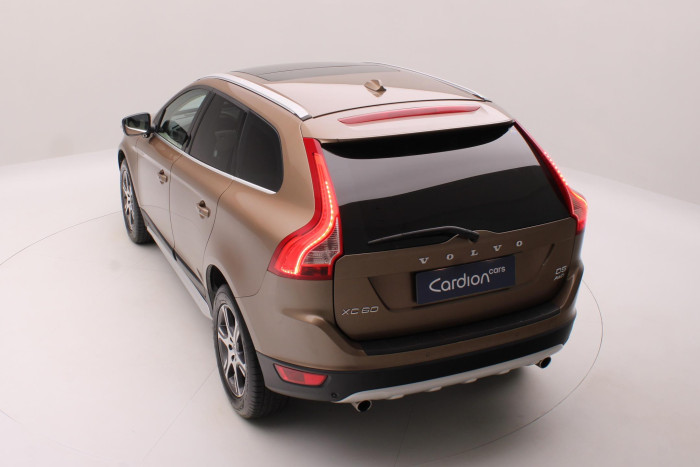 Volvo XC60 D5 AWD SUMMUM AUT CZ 2.4 d Summum