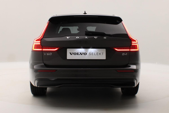 Volvo V60 B4 ULTIMATE DARK AUT REZERVACE