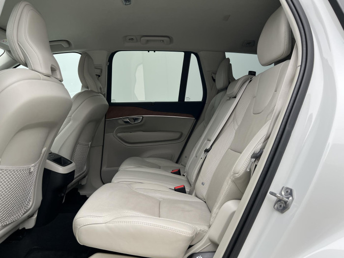 Volvo XC90 D5 AWD INSCRIPTION AUT CZ 2.0 d