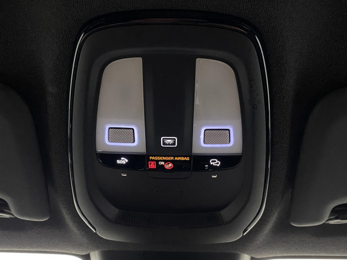 Volvo EC40 ULTRA BLACK EDITION TWIN MOTOR Edition