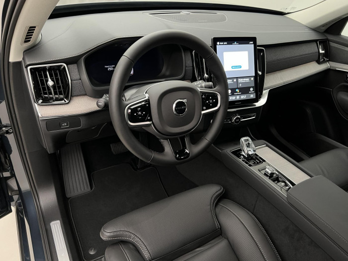 Volvo XC90 B5 AWD AUT BRIGHT PLUS 7-míst
