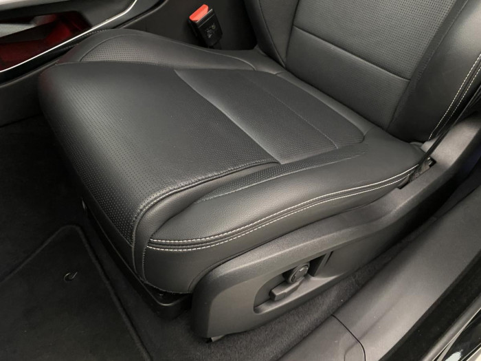 Jaguar F-Pace D200 R-DYNAMIC SE AWD AUT 2.0 d Dynamic SE