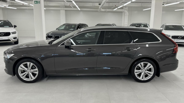Volvo V90 B4 MOMENTUM ADVANCED REZERVACE 2.0 Momentum