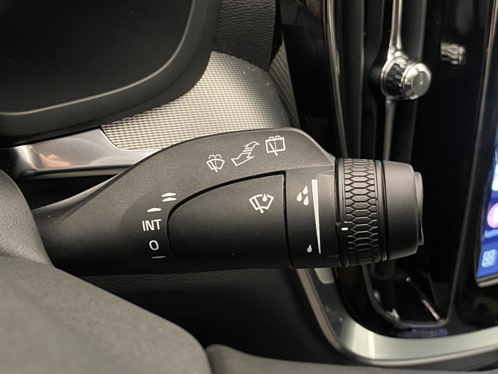 Volvo V60 B4 AUT DARK PLUS