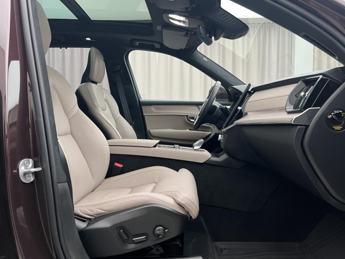 Volvo XC90 T8 AWD RECHARGE ULTRA BRIGHT