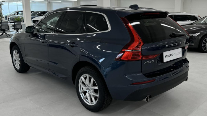 Volvo XC60 D4 MOMENTUM PRO REZERVACE 2.0 d Momentum