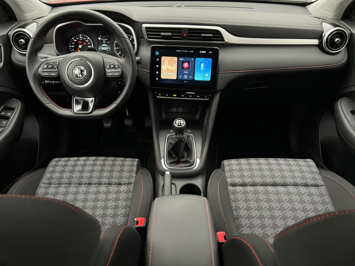 MG ZS 1.5 ESSENTIAL PLUS CZ 1.maj.