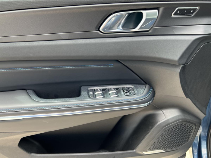 Lynk & Co 01 HEV Aut 1.maj.