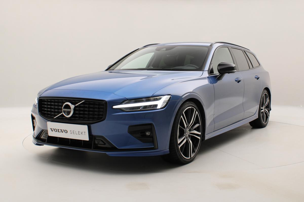 Volvo V60 B6 AWD R-DESIGN AUT REZERVACE