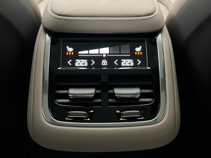 Volvo XC90 T8 AWD RECHARGE ULTRA AUT