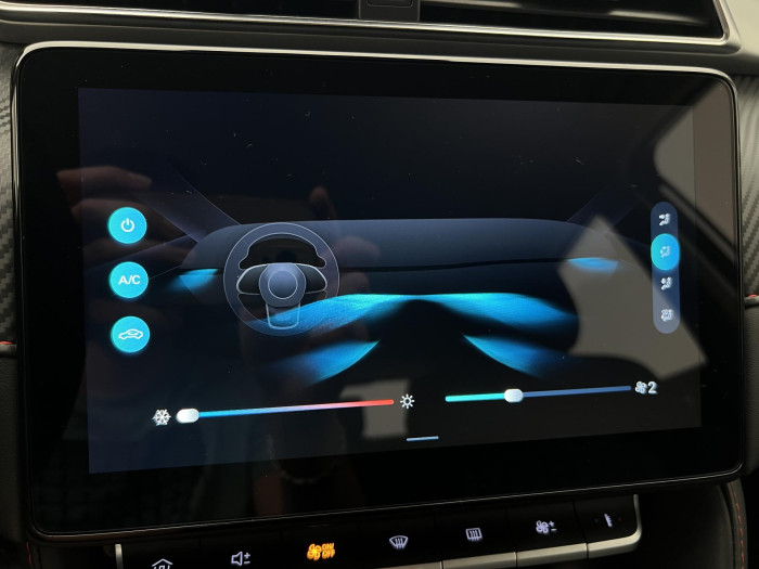 MG ZS 1.5 ESSENTIAL PLUS CZ 1.maj.