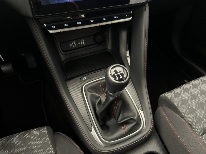 MG ZS 1.5 ESSENTIAL PLUS CZ 1.maj.