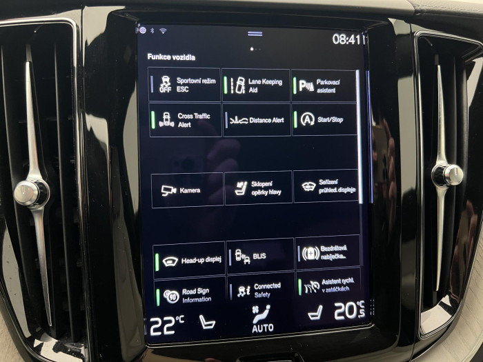 Volvo XC60 B5 AWD INSCRIPTION AUT CZ