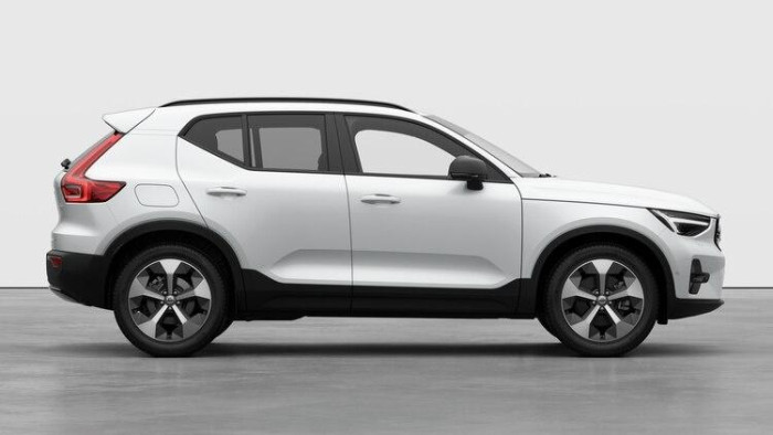 Volvo XC40 B3 DARK PLUS AUT