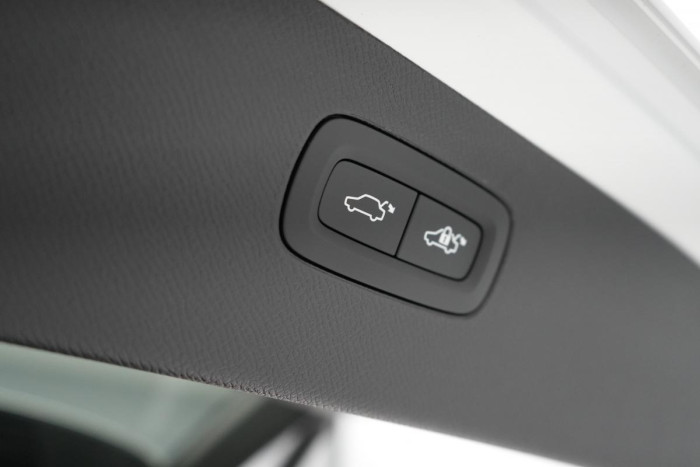 Volvo XC90 B5 AWD AUT BRIGHT PLUS 7-míst