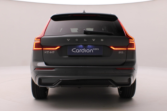 Volvo XC60 B5 AWD AUT DARK PLUS