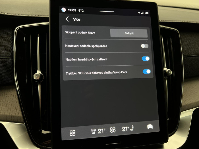 Volvo XC90 B5 AWD ULTRA BRIGHT 7MÍST CZ