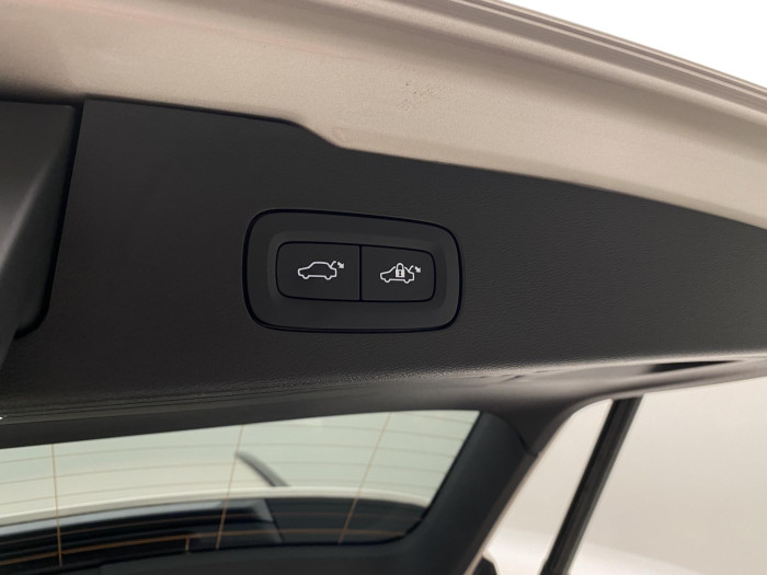 Volvo V60 T6 AWD PLUG-IN DARK PLUS CZ