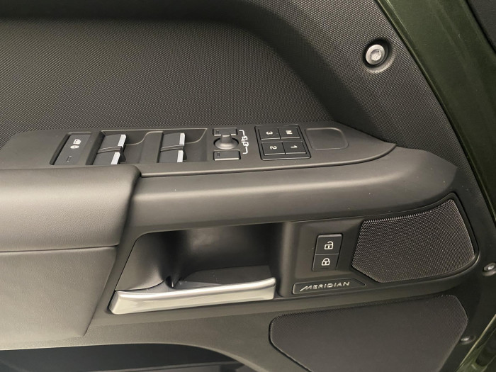 Land Rover Defender 110 D350 X-DYNAMIC HSE AWD AUT 3.0 d Dynamic