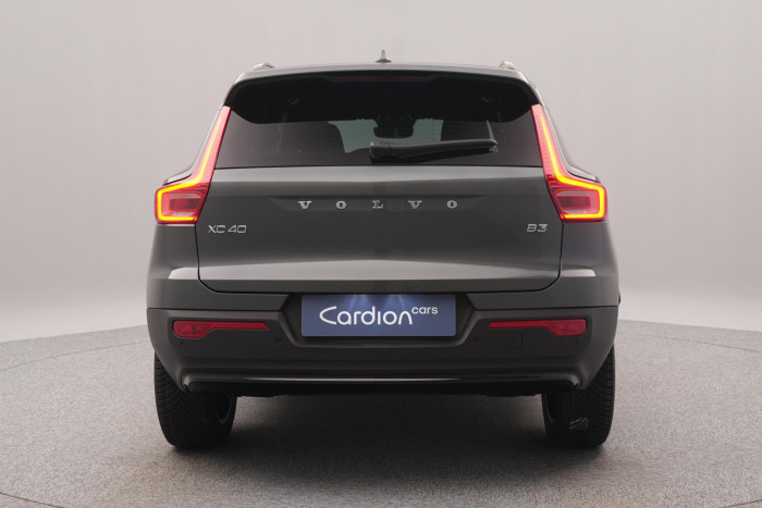 Volvo XC40 B3 AUT DARK ULTRA