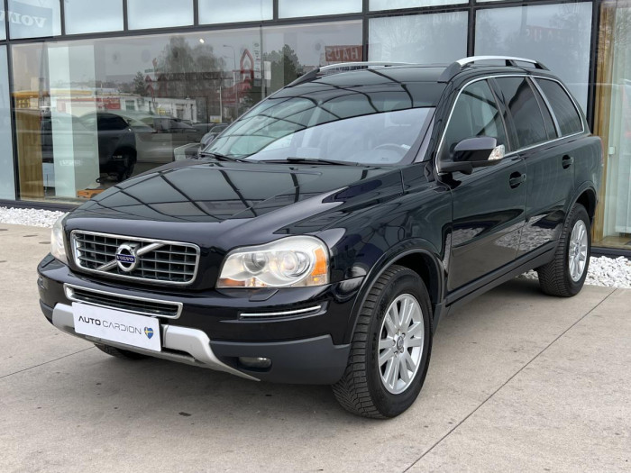 Volvo XC90 D5 AWD SUMMUM 7MÍSTNÁ 2.4 d Summum