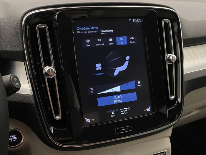 Volvo XC40 T3 MOMENTUM REZERVACE 1.5 Momentum