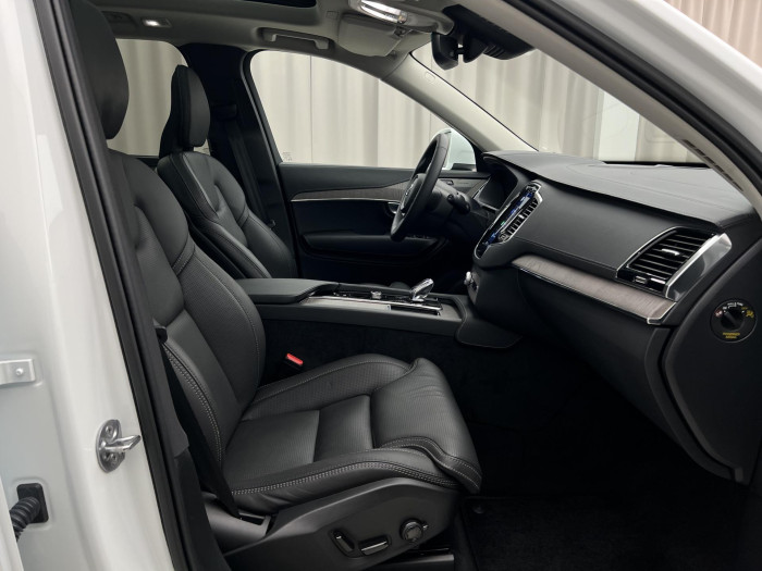 Volvo XC90 B5 AWD PLUS BRIGHT VZDUCH