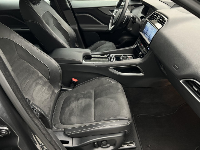 Jaguar F-Pace 30D S AWD AUT 3.0 d
