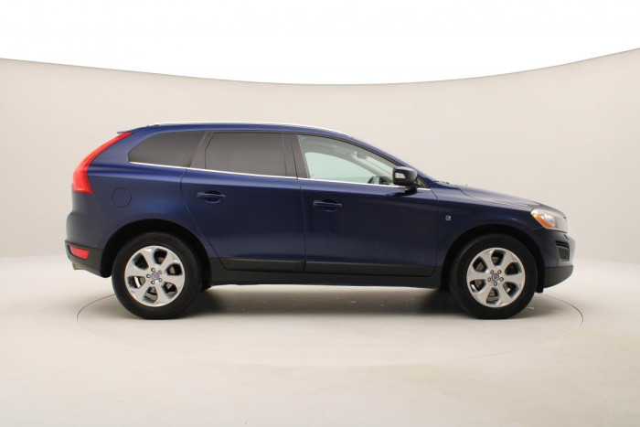 Volvo XC60 D4 AWD OCEAN RACE AUT CZ 2.4 d