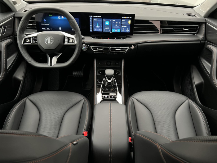 MG HS 1.5 TGI EXCLUSIVE AUT CZ 1.maj 1.5 Exclusive