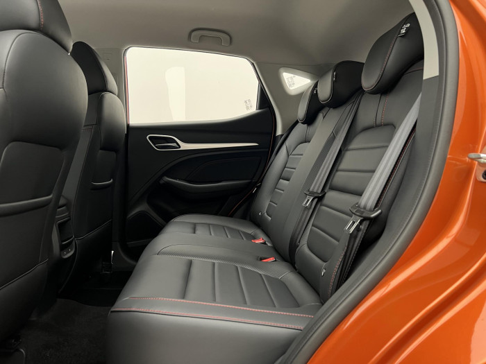 MG ZS 1.0T EXCLUSIVE AUT  REZERVACE 1.0 Exclusive