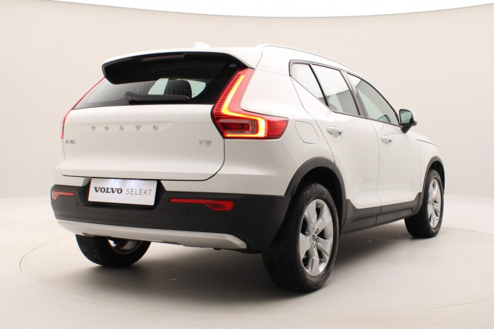 Volvo XC40 T3 MOMENTUM AUT CZ 1.maj 1.5 Momentum