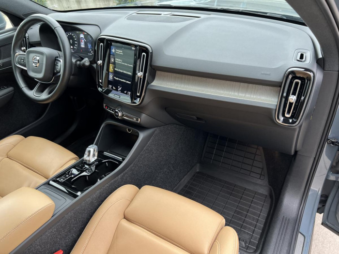 Volvo XC40 D4 AWD INSCRIPTION Aut CZ 2.0 d