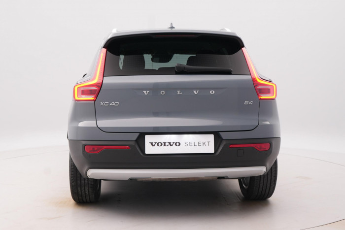 Volvo XC40 B4 MOMENTUM PRO AUT 2.0 Momentum