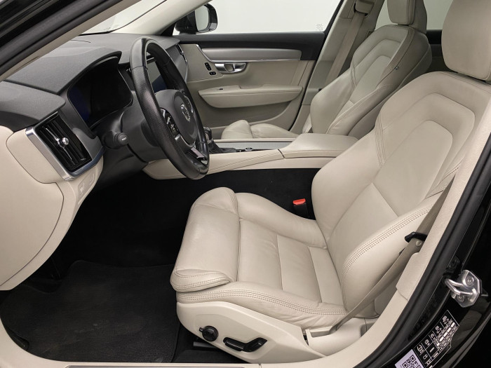 Volvo V90 CC D5 AWD INSCRIPTION AUT CZ 2.0 d CC CC