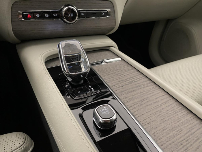 Volvo XC90 B5 AWD PLUS AUT REZERVACE 2.0 Plus