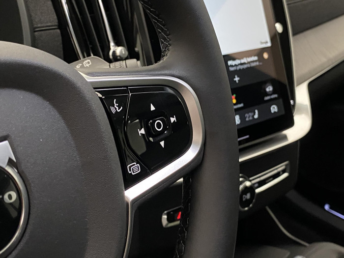 Volvo XC90 T8 AWD RECHARGE DARK ULTRA 7